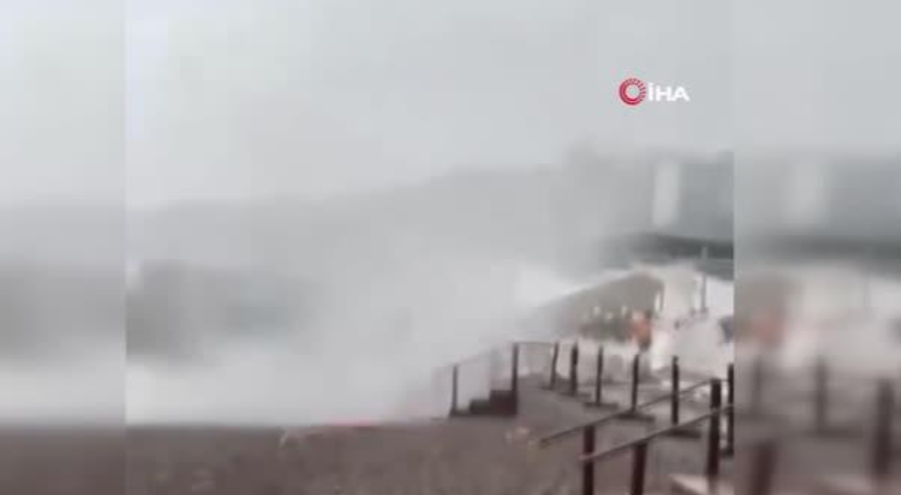 Rusya'da çıkan hortum korku dolu anlar yaşattı